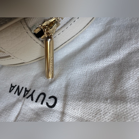 NWOT Cuyana Travel Jewelry Case in Ecru Pebbled Leather - Picture 6 of 8